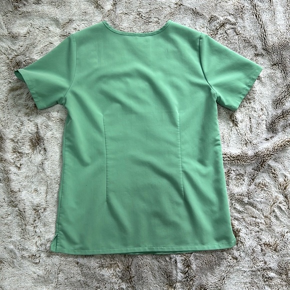 Jade Catarina™ - One-Pocket Scrub Top - Picture 8 of 8